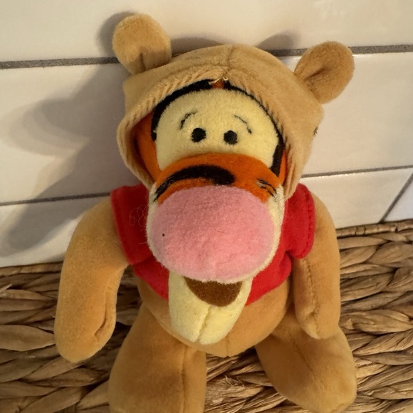 DISNEY STORE-TIGGER AS POOH-8"-MINI BEAN BAG‎ - Picture 4 of 7